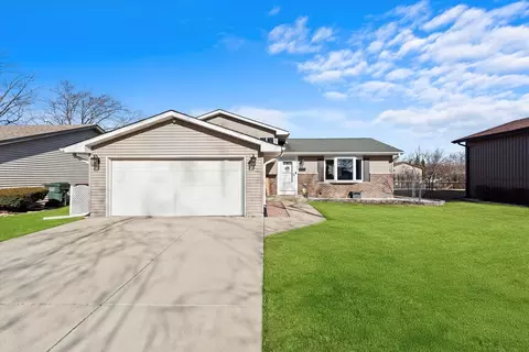 5154 Coulter Rd, Oak Forest, IL 60452
