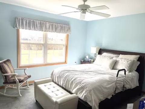 3006 Independence Dr, Peru, IL 61354 photo 18