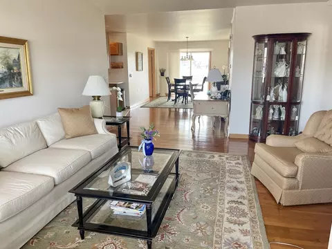 3006 Independence Dr, Peru, IL 61354 photo 3