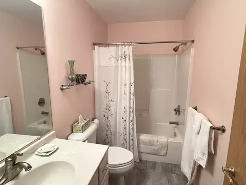 3006 Independence Dr, Peru, IL 61354 photo 17