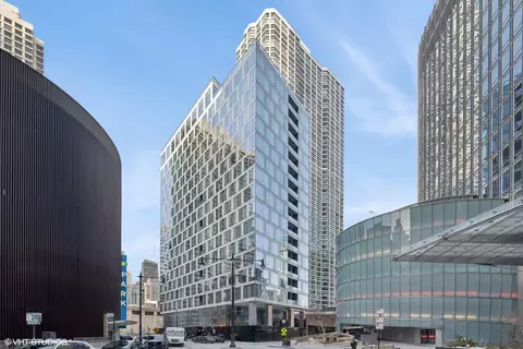 403 N Wabash Ave #8B, Chicago, IL 60611