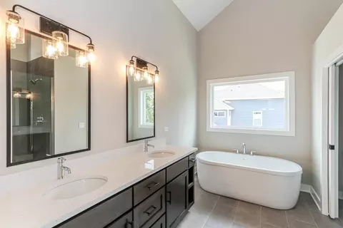 Bath - 26005 W Forrester Dr, Plainfield, IL 60585 photo 4 of 5