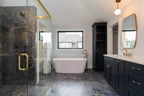 Bath - 26005 W Forrester Dr, Plainfield, IL 60585 photo 5 of 5