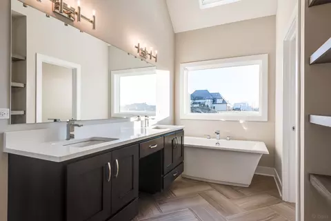 Bath - 26005 W Forrester Dr, Plainfield, IL 60585 photo 2 of 5