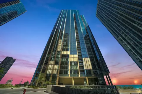 211 N Harbor Dr #1001, Chicago, IL 60601