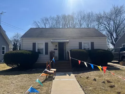 3308 Liberty Dr, Rockford, IL 61101