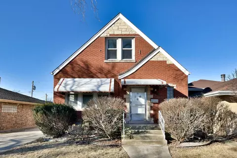 2330 S 10th Ave, North Riverside, IL 60546