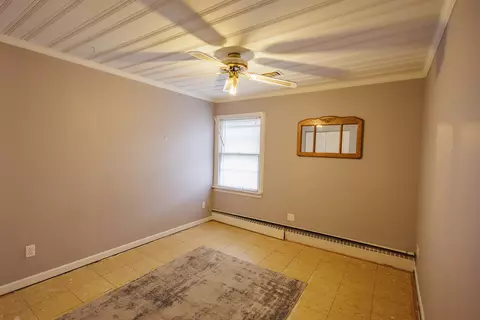 Bedroom - 595 Beckman Dr, Kankakee, IL 60901 photo 5 of 5