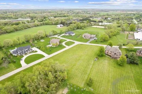 41 W151 Fox Den Ct, Elgin, IL 60124 photo 5