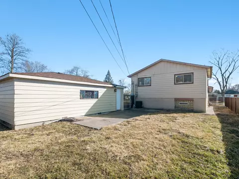 16324 Winchester Ave, Markham, IL 60428 photo 16