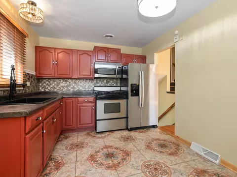 16324 Winchester Ave, Markham, IL 60428 photo 10