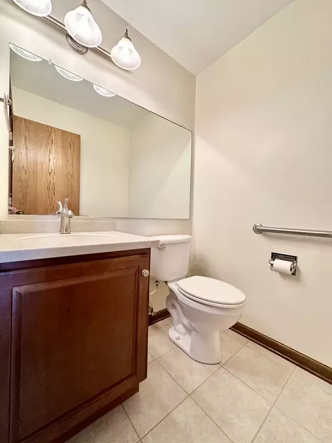 1024 Concord Dr, Bartlett, IL 60103 photo 16