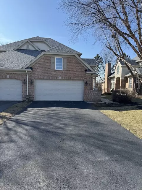 1213 Ashbrook Ct, Darien, IL 60561