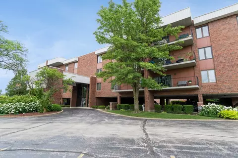 6565 Main St #204, Downers Grove, IL 60516