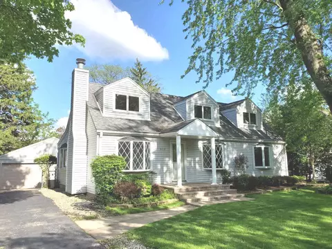 813 Glendale Rd, Glenview, IL 60025 photo 1