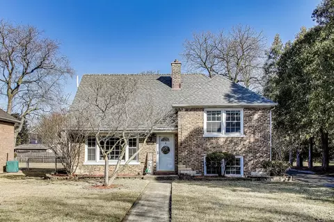 1112 Southport Ave, Lisle, IL 60532