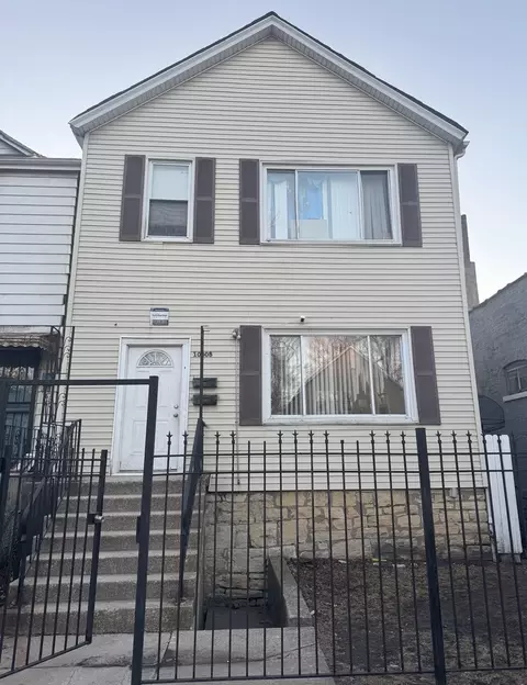 10808 S Hoxie Ave, Chicago, IL 60617
