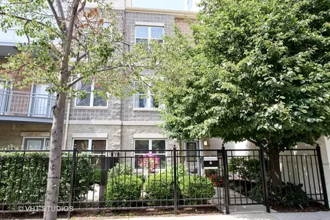 1616 S Indiana Ave #A2, Chicago, IL 60616