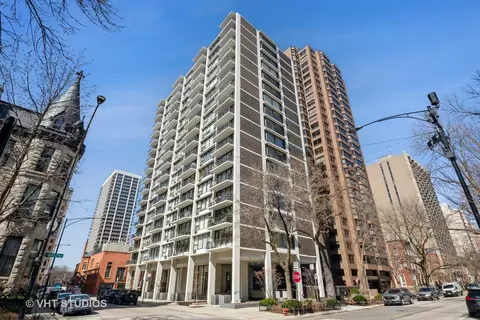 1400 N State Pkwy #7A, Chicago, IL 60610