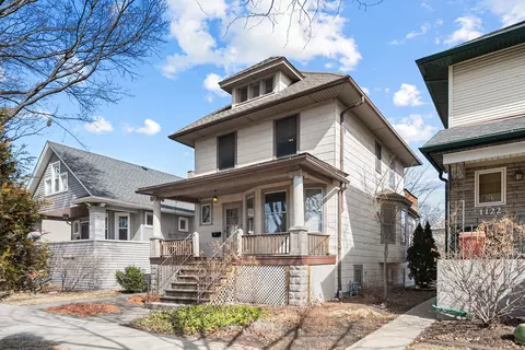 1118 Clarence Ave, Oak Park, IL 60304