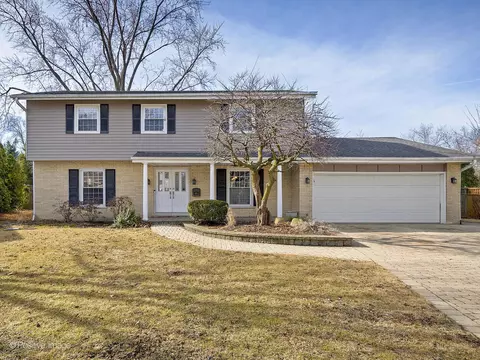 662 S Fern Ct, Elmhurst, IL 60126