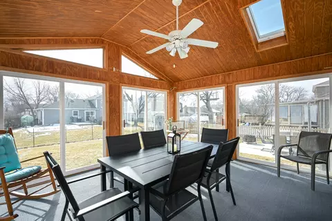 2263 Hiram Dr, Wheaton, IL 60189 photo 17
