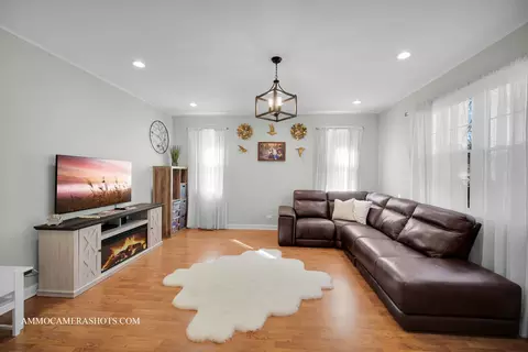 962 Longford Rd, Bartlett, IL 60103 photo 10