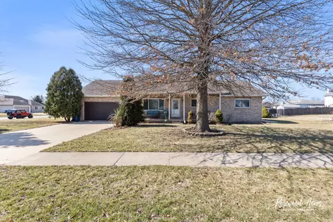 1075 George Ln, Bourbonnais, IL 60914