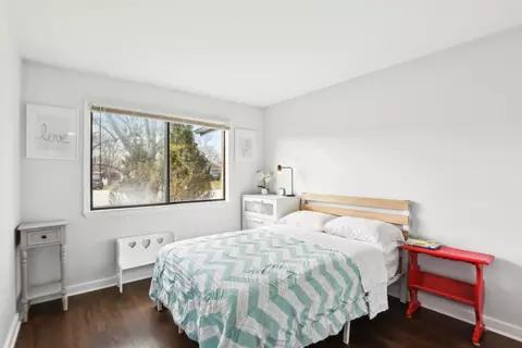 Bedroom - 307 Walters Ln #1A, Itasca, IL 60143 photo 3 of 4