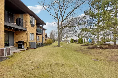 Exterior - 307 Walters Ln #1A, Itasca, IL 60143 photo 2 of 2