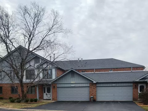 9842 Terrace Ct W #E1, Palos Park, IL 60464