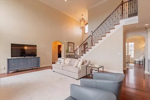 Living - 19863 Jared Dr, Bloomington, IL 61705 photo 1 of 5