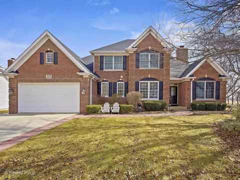 2276 Fargo Blvd, Geneva, IL 60134