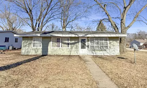 1502 Marigold Ln, Champaign, IL 61821