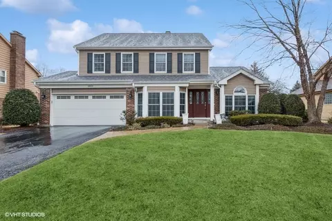 2810 E Country Lake Rd, Arlington Heights, IL 60004
