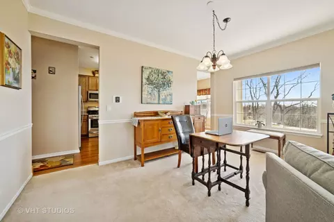 Dining - 2631 Maple Cir, West Dundee, IL 60118 photo 1 of 2