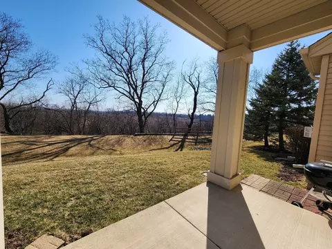 Exterior - 2631 Maple Cir, West Dundee, IL 60118 photo 6 of 8