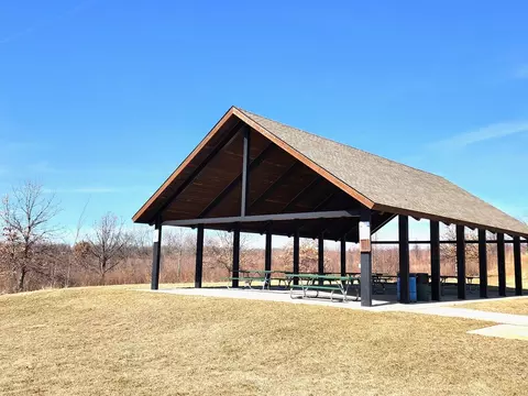 Exterior - 2631 Maple Cir, West Dundee, IL 60118 photo 7 of 8