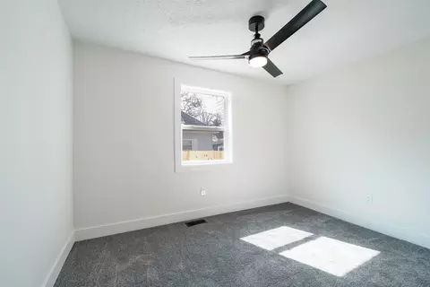 1007 S Lee St, Bloomington, IL 61701 photo 23