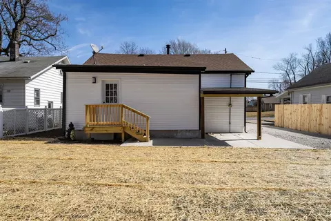 1007 S Lee St, Bloomington, IL 61701 photo 27