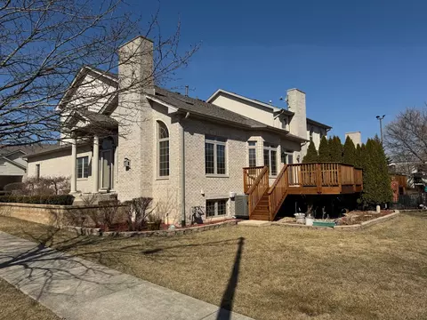 11124 Karen Dr, Orland Park, IL 60467