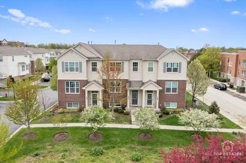 103 Lexington Ln, Rolling Meadows, IL 60008