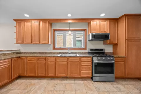 7153 S Springfield Ave, Chicago, IL 60629 photo 9