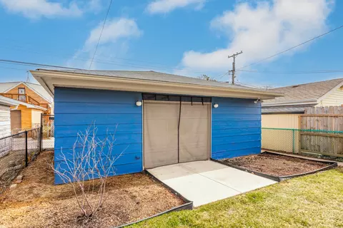 7153 S Springfield Ave, Chicago, IL 60629 photo 24