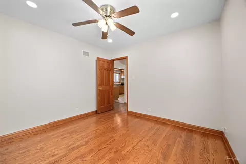 7153 S Springfield Ave, Chicago, IL 60629 photo 12
