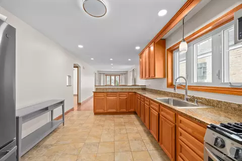 7153 S Springfield Ave, Chicago, IL 60629 photo 7