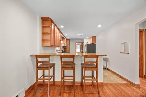 7153 S Springfield Ave, Chicago, IL 60629 photo 5