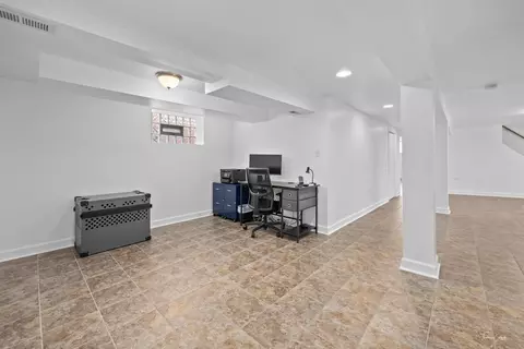 7153 S Springfield Ave, Chicago, IL 60629 photo 22