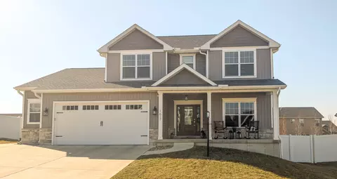1617 Oliger Dr, Mahomet, IL 61853