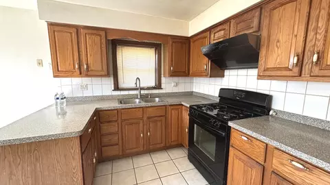Kitchen - 4159 W 55th St, Chicago, IL 60632 photo 1 of 3